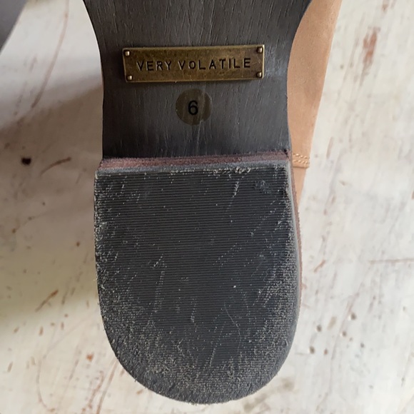 Very Volatile Stevie Woman Tan Ankle Boots size 6 - Picture 4 of 10